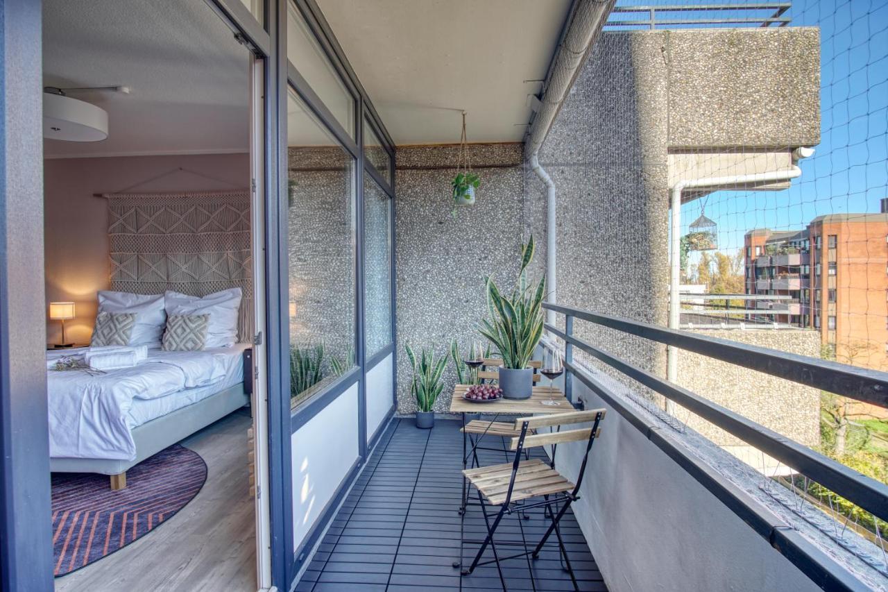 Homefy Business - Messe - Duesseldorf - Balkon - Aufzug Neuss
